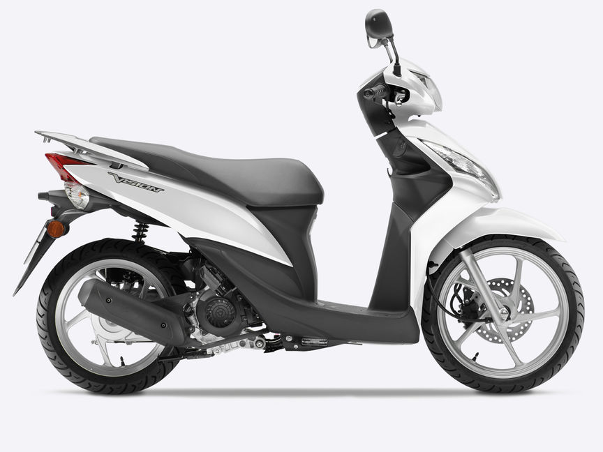 Honda vision 50 road test #4