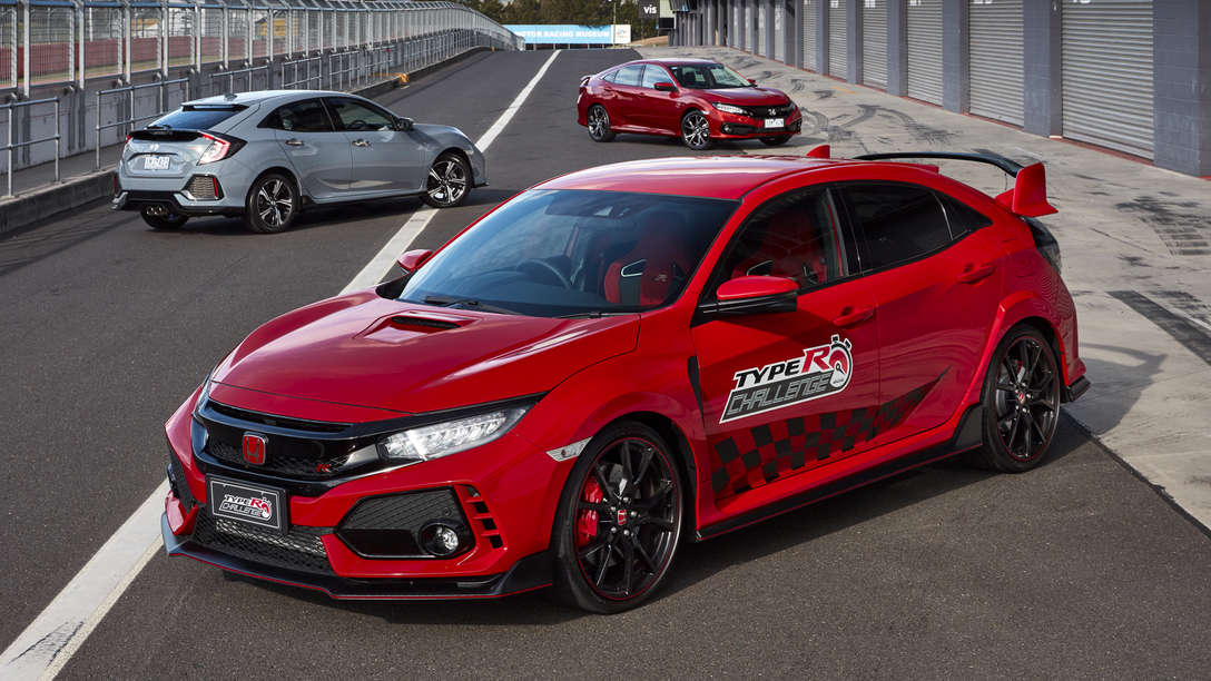 Front three-quarter facing Honda Civic Type R on the Nürburgring.