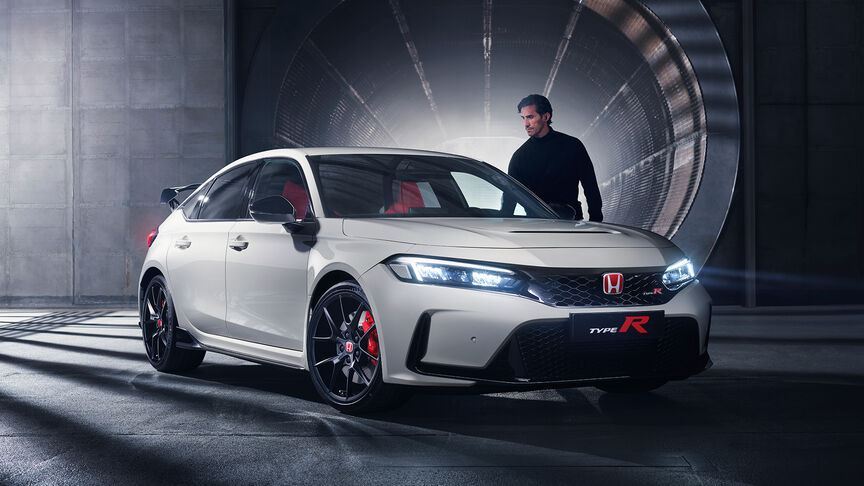 Front facing three quarter Honda Civic Type R parked in a tunnel 