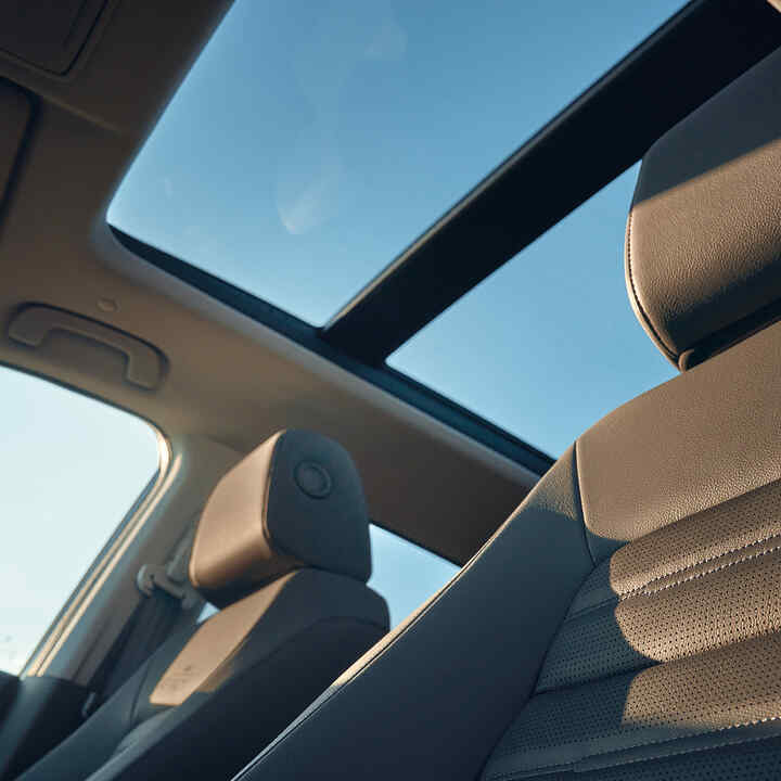 Close up of Honda CR-V Hybrid panoramic roof.