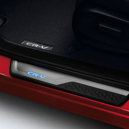 Close up view of Honda CR-V doorstep garnish.