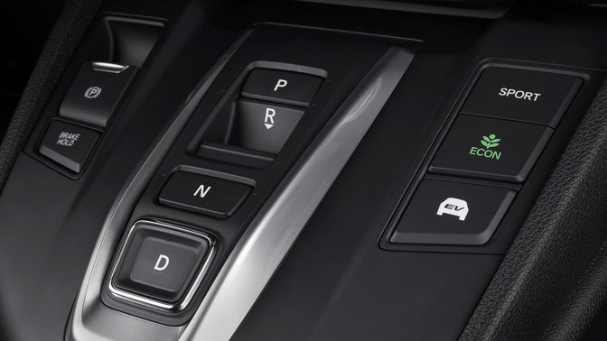 Close up or Honda CR-V Hybrid interior console.