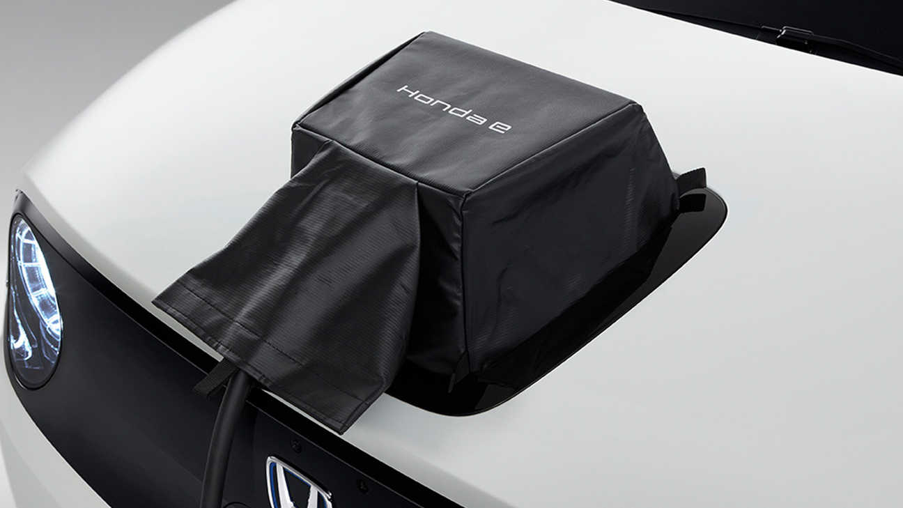 Honda e - Electric Car Accessories - Honda UK