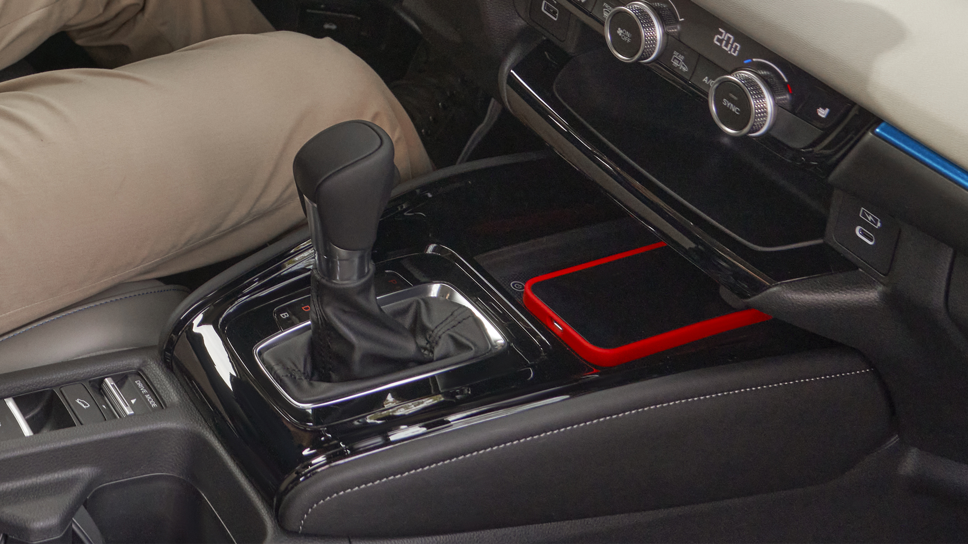 Driver and passanger interior. 