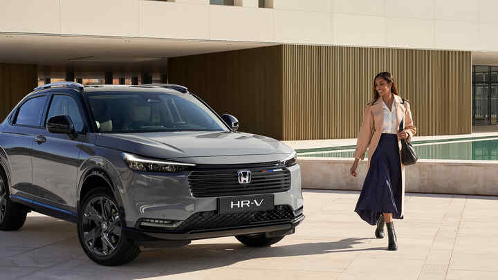 Honda HR-V Black Pack in driveway