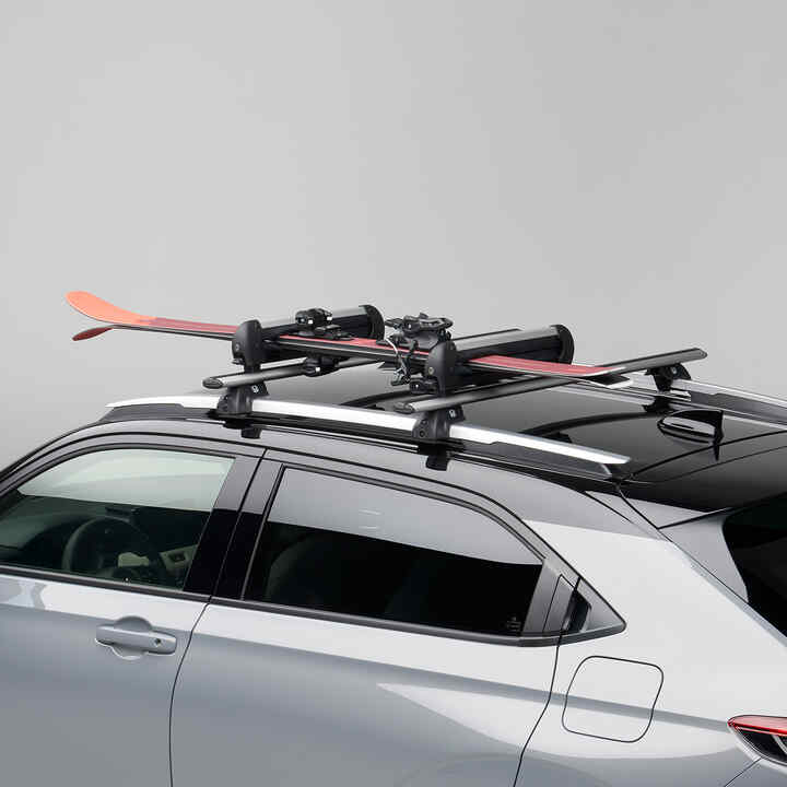 Honda HR-V with roof ski attachment