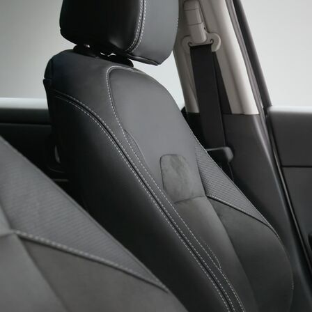 Honda HR-V Hybrid Interior leather upholstery