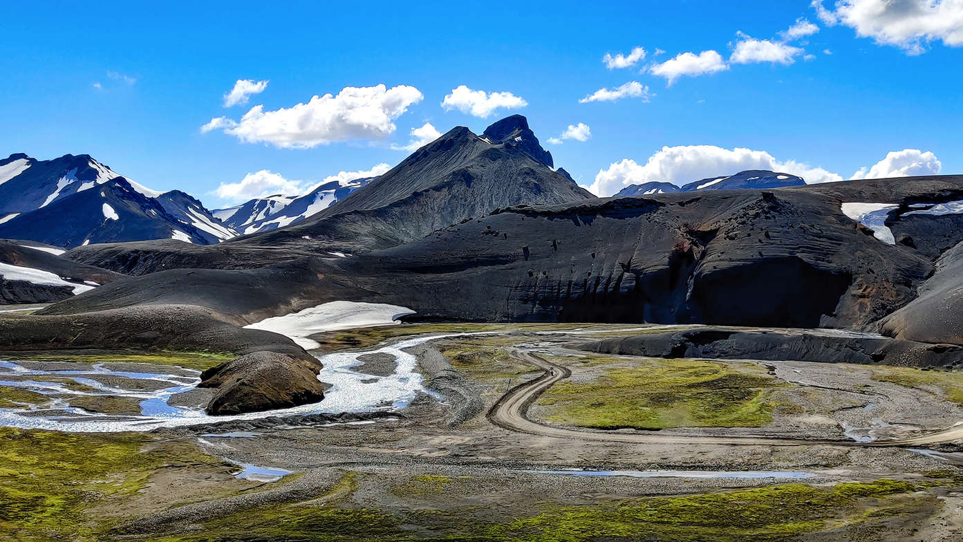 Landmannalaugar hot spring