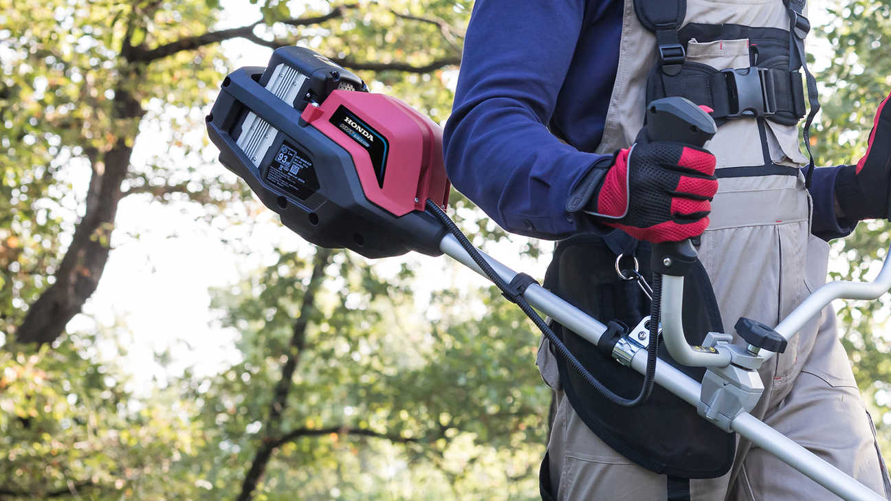 Cordless Brushcutters Battery Garden Tools Honda UK