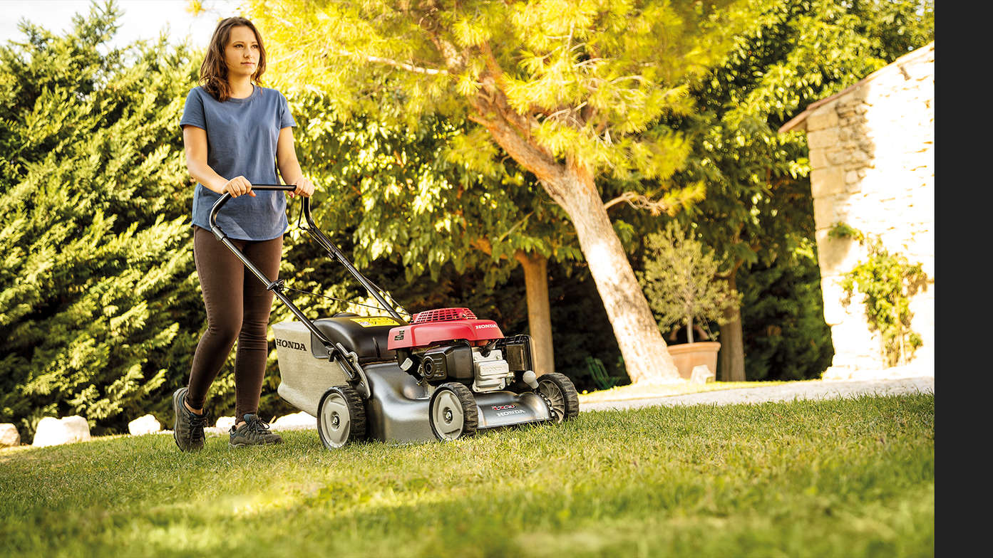 IZY. Lawnmowers. Overview. Overview · Specifications