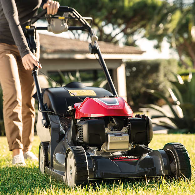 Honda HRX Push & SelfPropelled Lawn Mower Range Honda UK