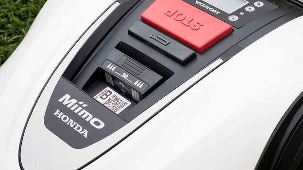 Close up of Miimo protective alarm.