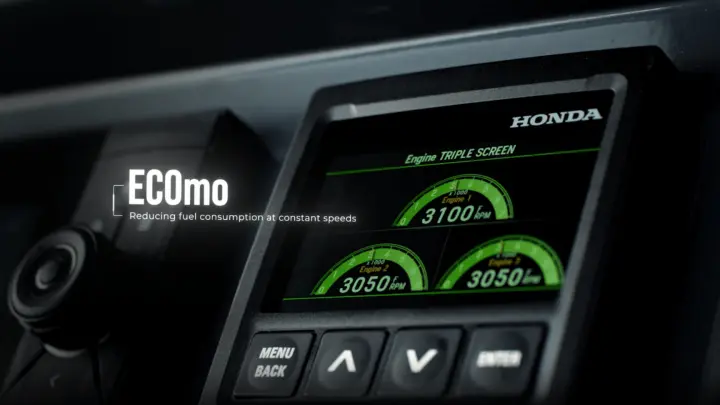 Close up of ECOmo engine’s fuel optimisation management system