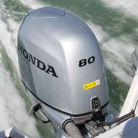 close up of a 80 horsepower honda outboard motor