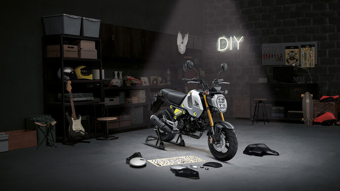 Honda MSX125 Grom front ¾ studio image