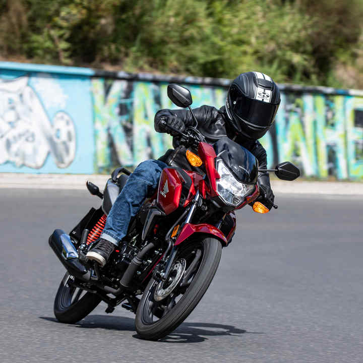 21 Honda Cb125f 125cc Full Size Motorcycle Honda Uk