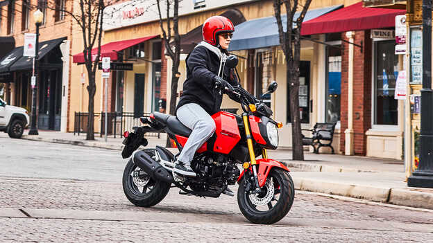 MSX125 Grom in black side on shot 