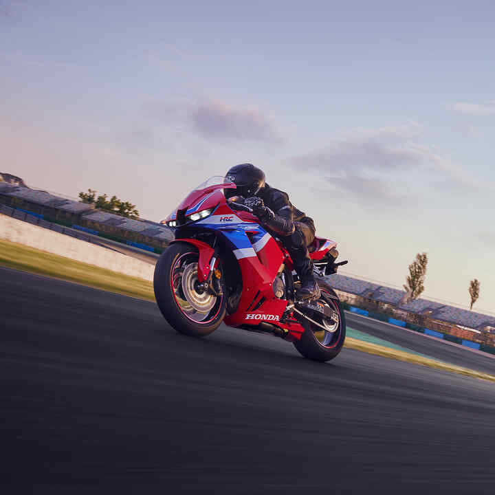 CBR600RR front three quarter dynamic shot on track