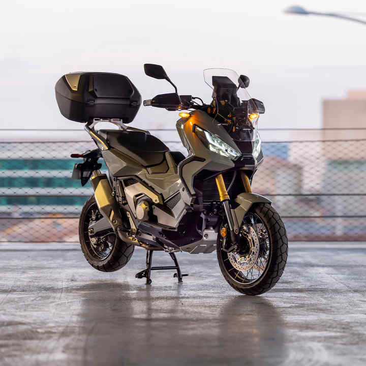 Dct Experience Honda Motorcycles Honda