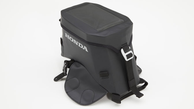 Honda Africa Twin Adventure Sports, zoom on tank bag