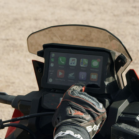 Honda Africa Twin Adventure Sports, zoom on TFT display