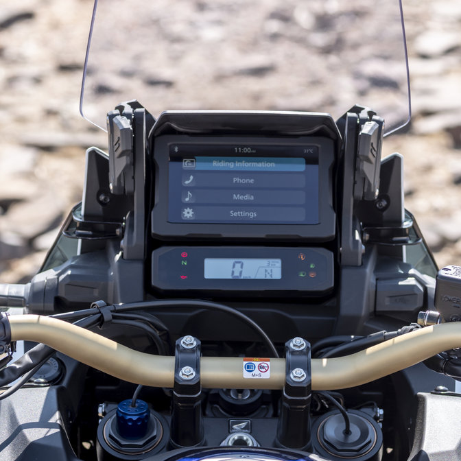 Honda Africa Twin Adventure Sports, zoom on meter