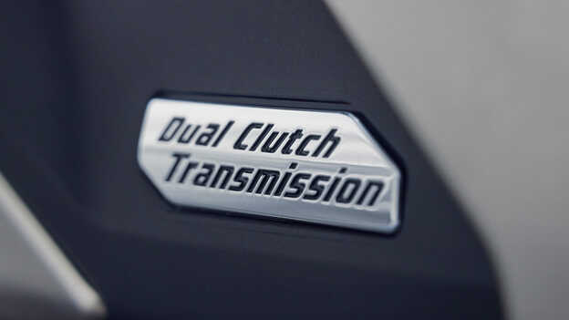 X-ADV dual clutch transmission (DCT)