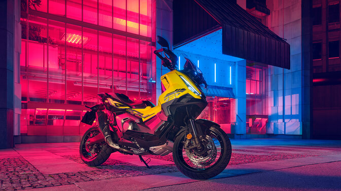 X-ADV Special Edition static front three quarter shot in front of building
