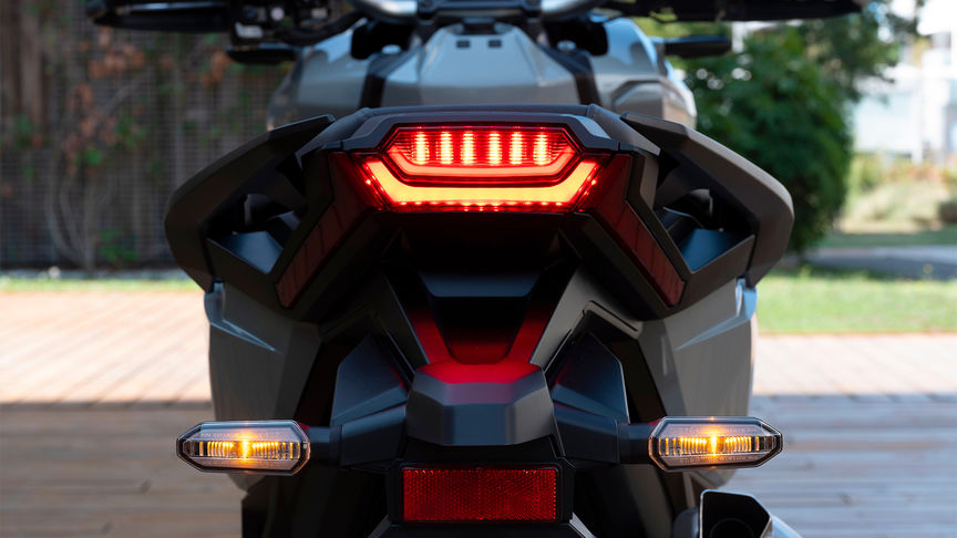 X-ADV, Smart Key convenience plus ESS visibility
