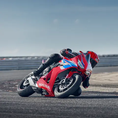 Honda CBR650R with e-clutch on track