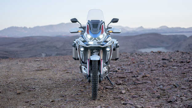 2020 – Cornering Lights