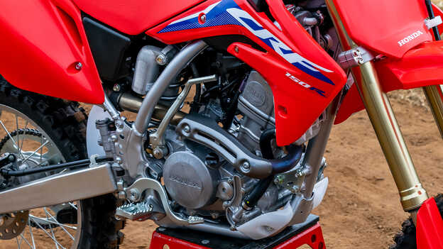 149cc 4-stroke engine