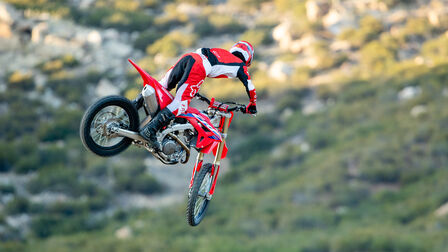 Honda - CRF250R - High energy powerhouse