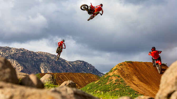 Honda CRF450R on track with Motorcross rider