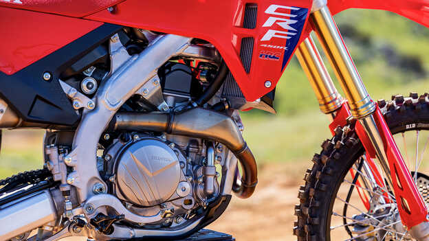 CRF450R 449.7cc Four-Valve Unicam Engine