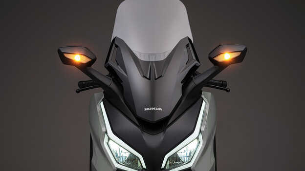 Honda Forza 125 LED lights and windscreen.