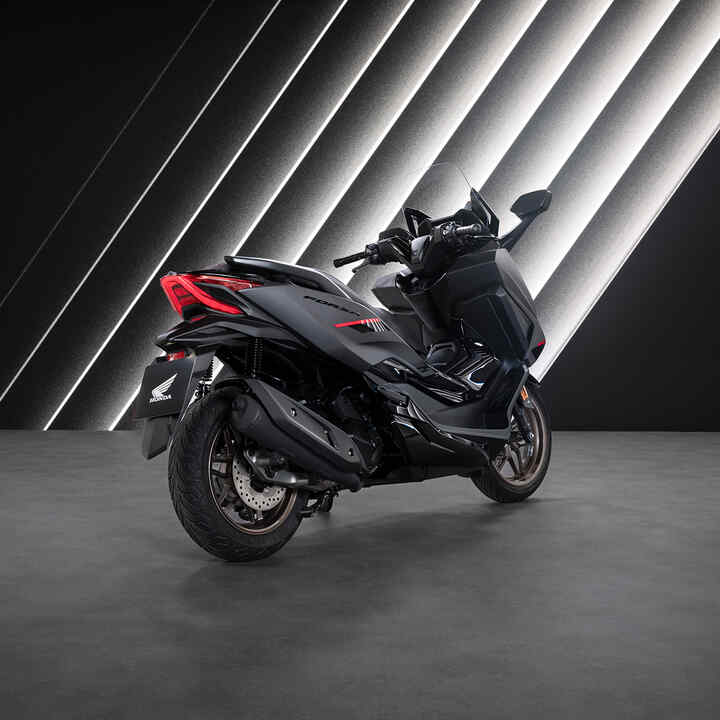 Honda forza 125 colours top