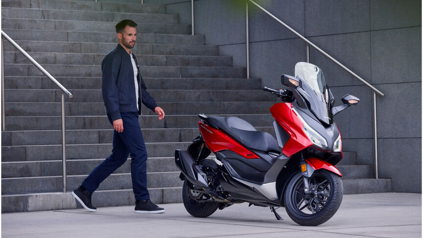 Forza 350: 5 coisas que você precisa saber sobre o novo scooter Honda