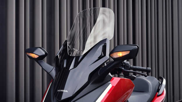 Honda Forza 350 windscreen