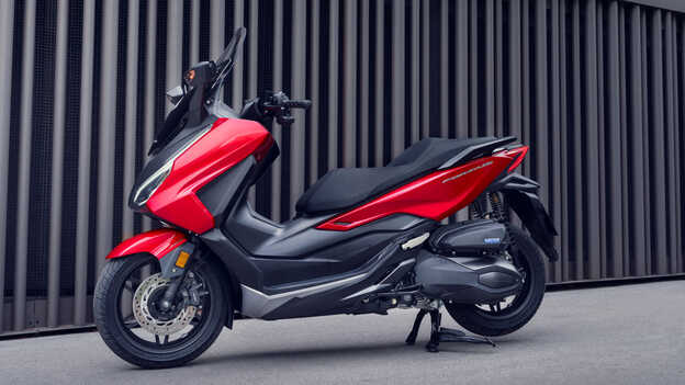 Honda Forza 350: scooter com muque