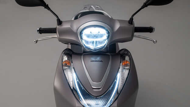 SH Mode 125 front on shot