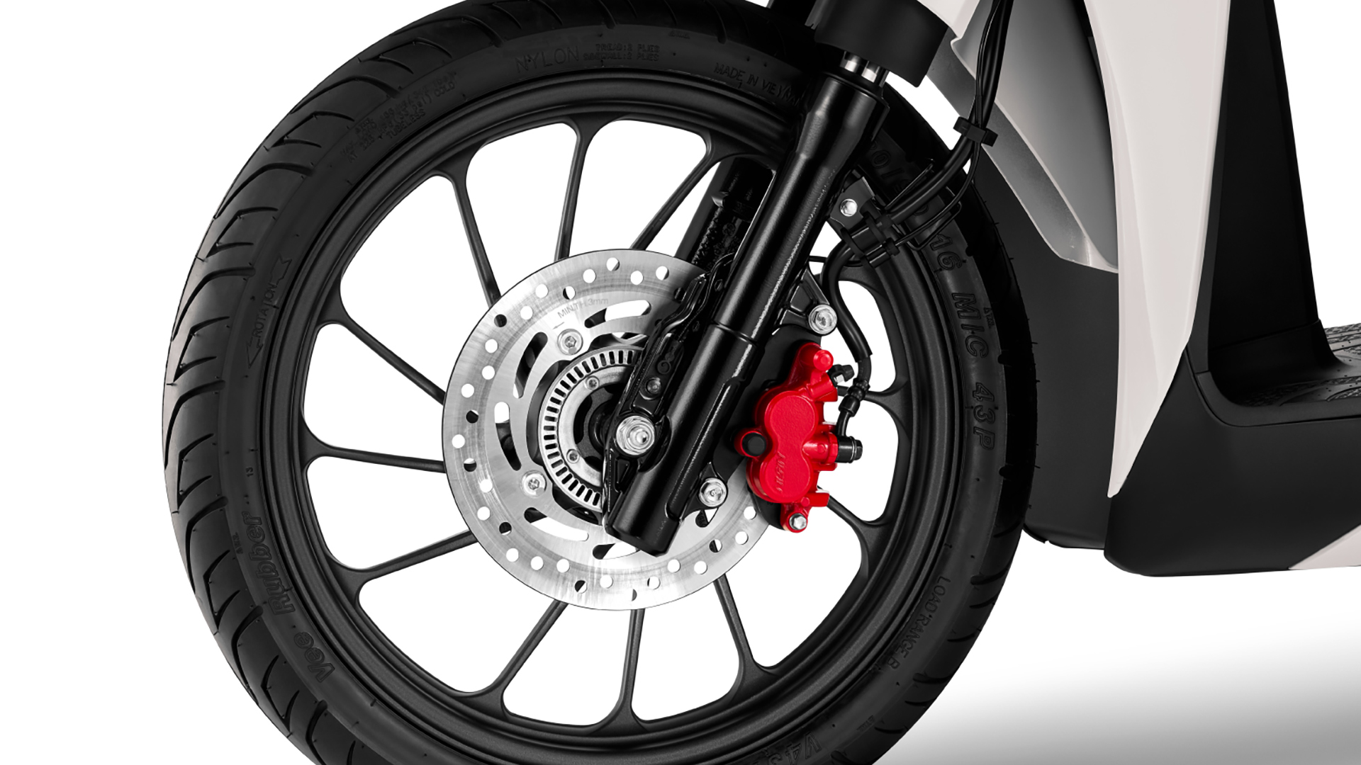 SH Mode 125 rear three quarter shot showing frame