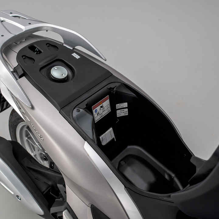 The All New Sh Mode 125 125cc Sh Scooter Honda Uk The All New Sh Mode 125 125cc Sh Scooter Honda Uk