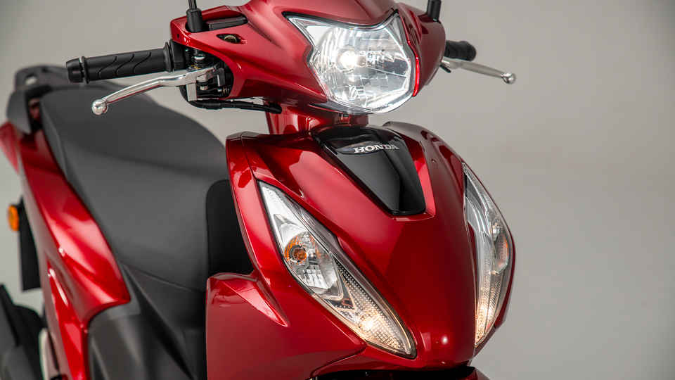 All-New Vision 110cc Affordable Scooters | Honda UK