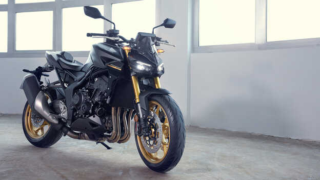 Stunning Inline Four-Cylinder Engine