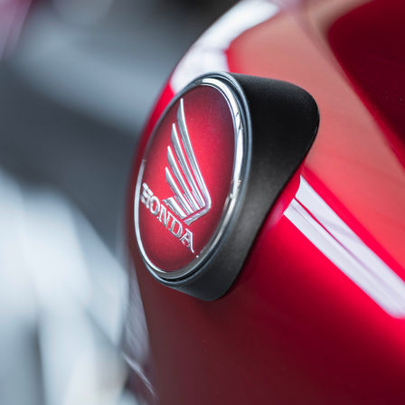 Honda CB1000R, close up on the red logo 
