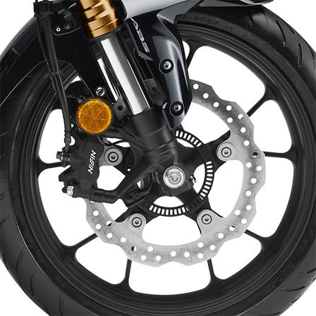 Close up of Honda CB300R Neo Sports Café wheel.