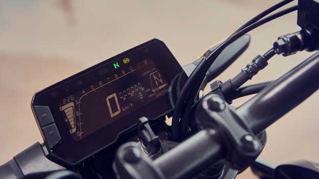 Honda CB300R Clear LCD Dash With Gear Position Indicator close up