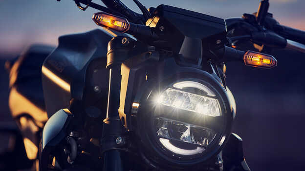 Honda CB300R Full LED Lighting close up 