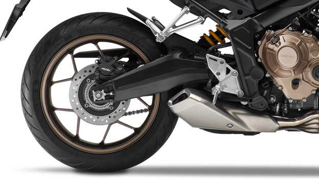 premium 5-spoke Y-shaped aluminium wheels